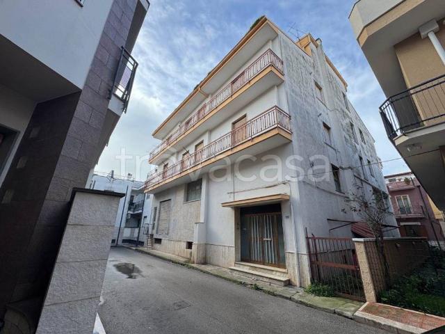 Palazzo in vendita a Puglia, Bari