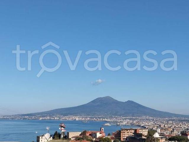 Palazzo in vendita a Castellammare Di Stabia, Campania