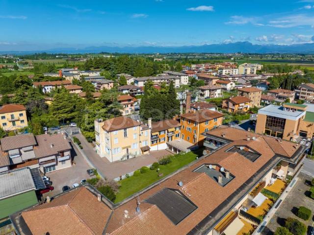 Palazzo in vendita a Castelnuovo Del Garda, Veneto