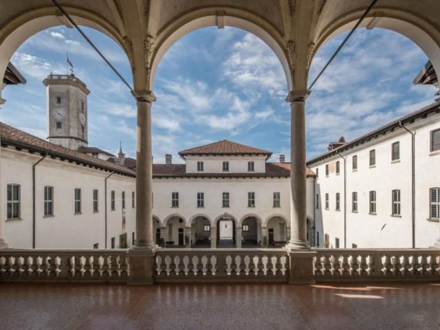 Palazzo in vendita a Cesano Maderno