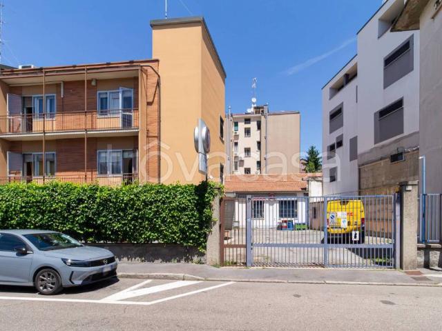 Palazzo in vendita a San Giuliano Monzese, Cologno Monzese