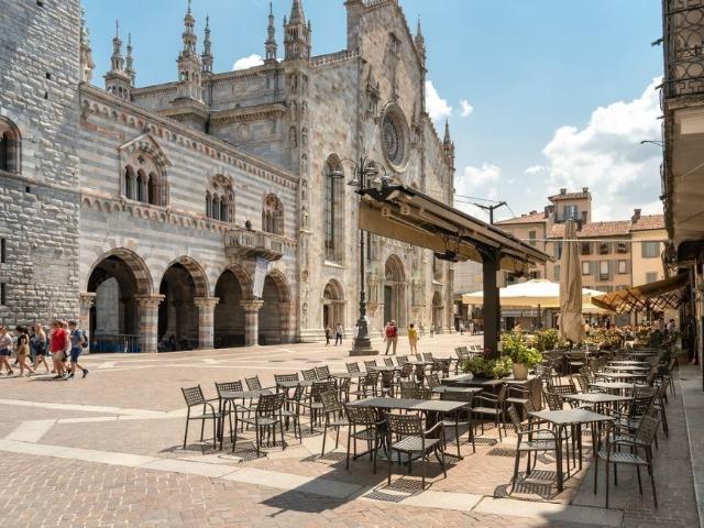 Palazzo in vendita a Como, Lombardia