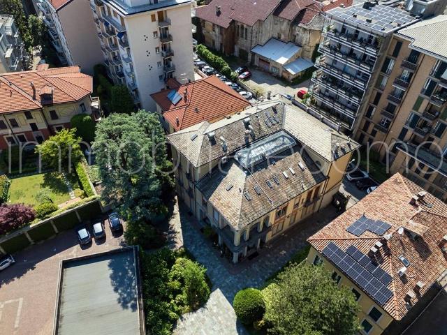 Palazzo in vendita a Sant'Agostino, Como