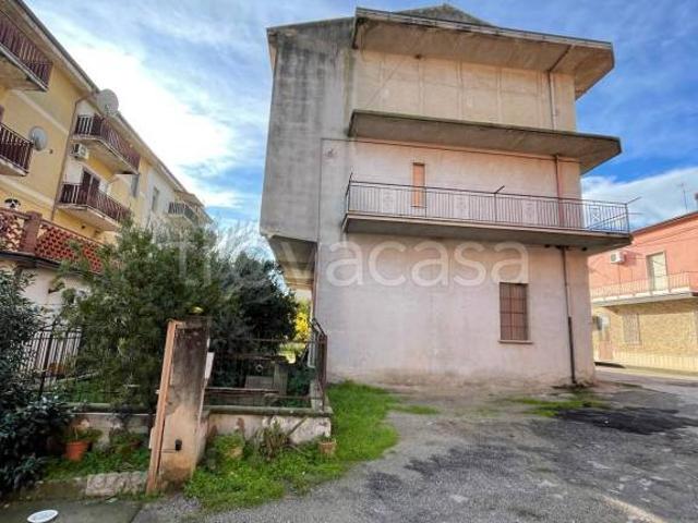 Palazzo in vendita a Cassano all'Ionio, Calabria