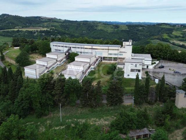 Palazzo in vendita a Unione di Comuni della Romagna Forlivese, Dovadola