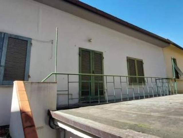 Palazzo in vendita a Unione dei Comuni Circondario dell'Empolese Valdelsa, Empoli