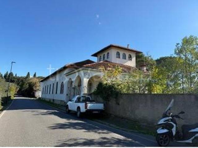 Palazzo in vendita a Quartiere 2, Firenze