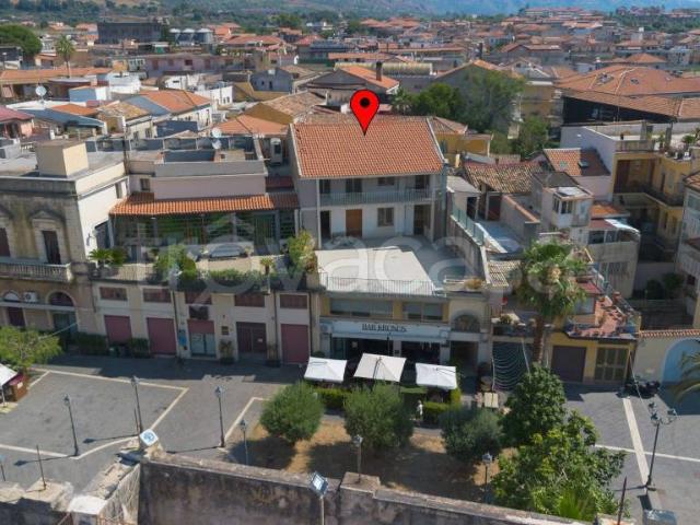 Palazzo in vendita a Vignagrande, Fiumefreddo Di Sicilia