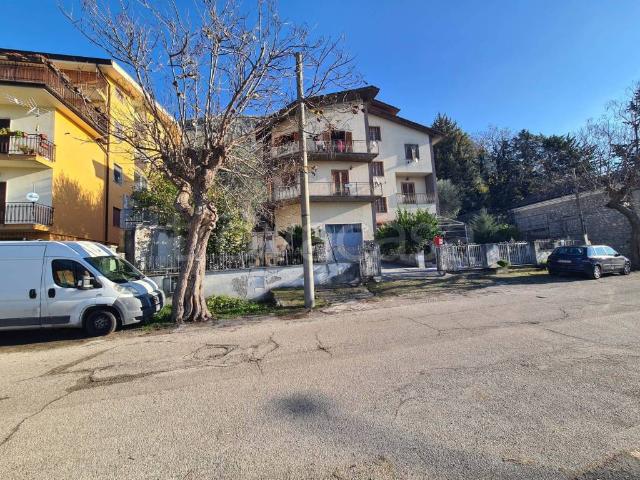 Palazzo in vendita a Foglianise, Campania