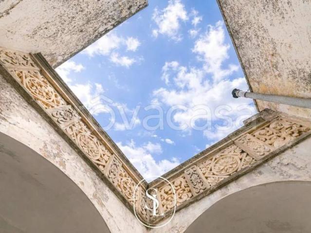Palazzo in vendita a Puglia, Lecce