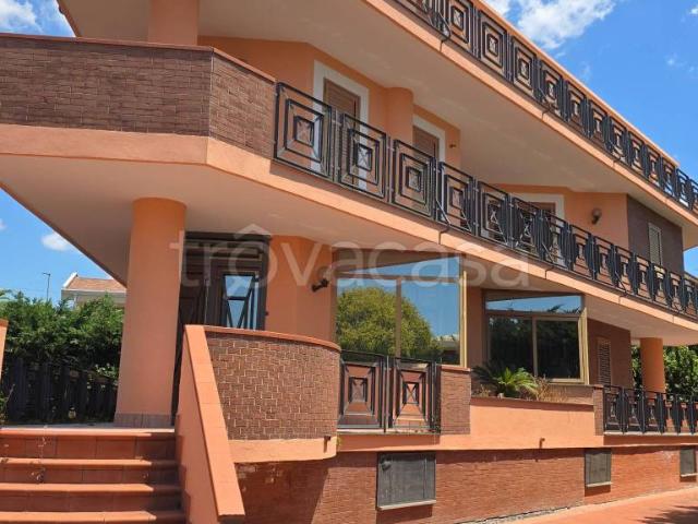 Palazzo in vendita a Giffoni Sei Casali, Campania