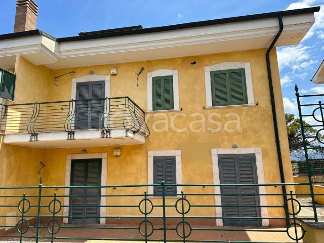 Palazzo in vendita a Pichini, Roma Capitale