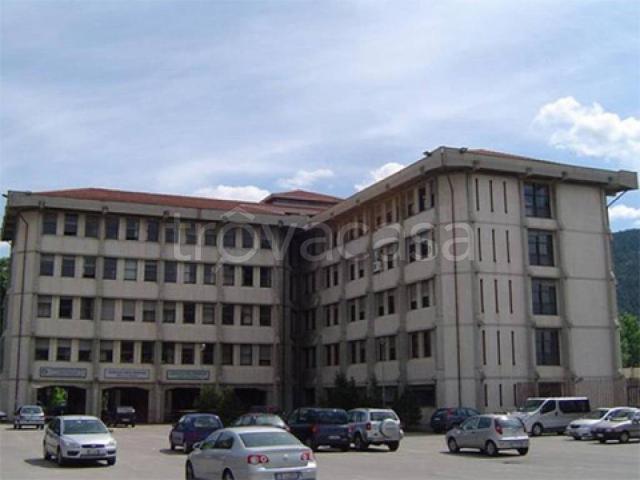 Palazzo in vendita a Villa Gioia, Tornimparte