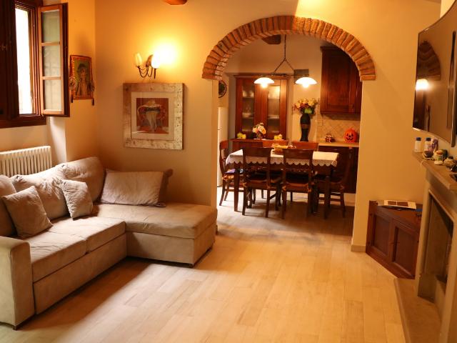 Palazzo in vendita a San Martino a Gangalandi, Lastra A Signa