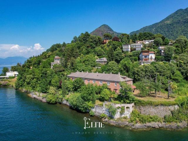 Palazzo in vendita a Comunità Montana Valli del Verbano, Laveno Mombello