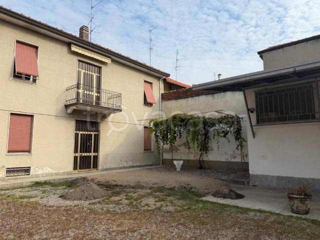 Palazzo in vendita a Sant'Erasmo, Legnano