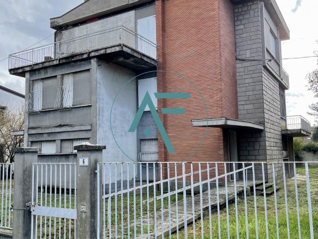 Palazzo in vendita a Unione dei comuni della Bassa Romagna, Lugo