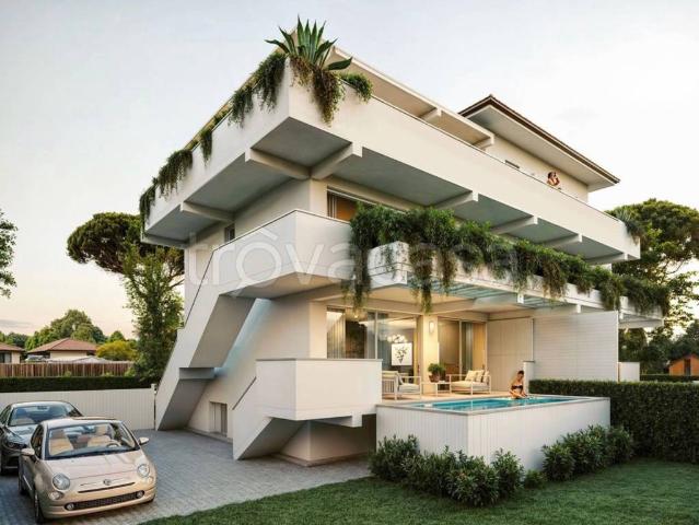 Palazzo in vendita a Marina di Massa, Marina Di Massa