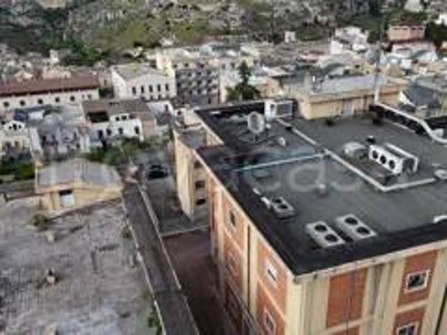 Palazzo in vendita a Matera, Basilicata