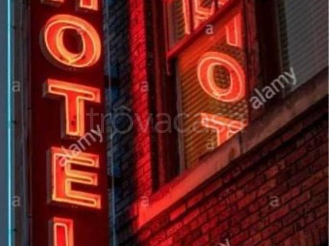 Palazzo in vendita a Basiglio, Milano