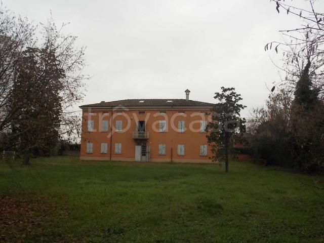 Palazzo in vendita a Cittanova, Modena