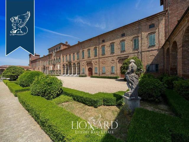 Palazzo in vendita a Montalto Pavese, Lombardia