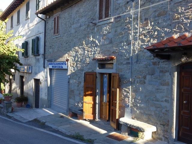 Villa Indipendente in vendita a Montemignaio, Toscana