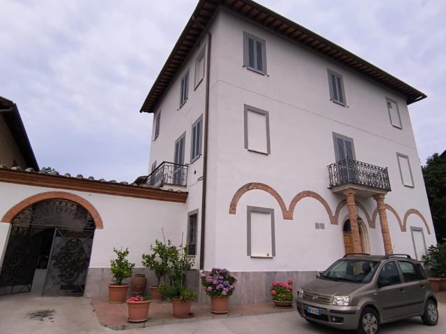 Palazzo in vendita a Ponte a Tressa, Monteroni D'arbia