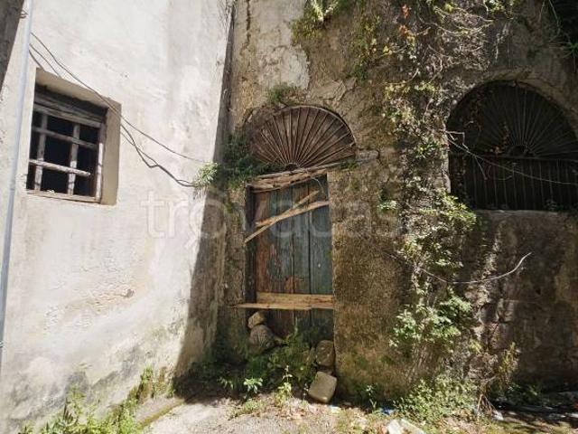 Palazzo in vendita a Caliano, Montoro