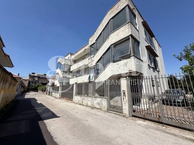 Palazzo in vendita a Mugnano Di Napoli, Campania