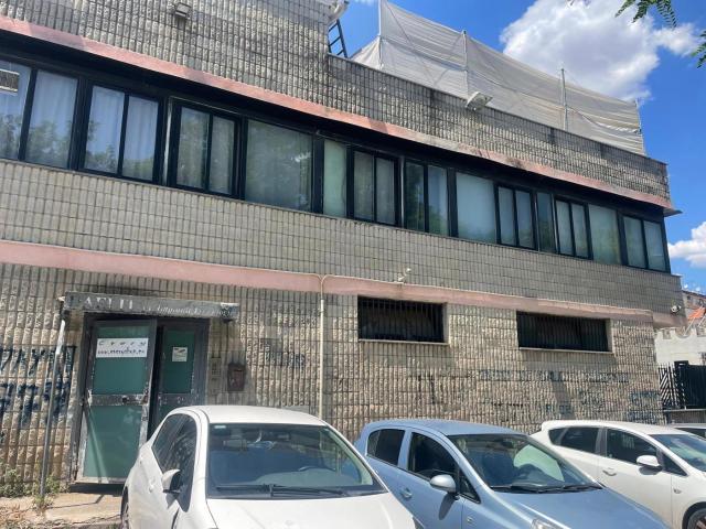 Palazzo in vendita a Municipalità 3, Campania