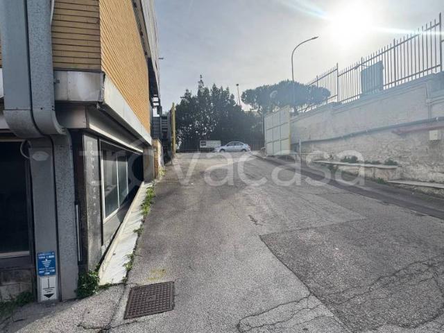 Palazzo in vendita a Municipalità 6, Campania