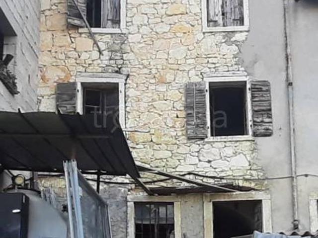 Palazzo in vendita a Chieve, Negrar