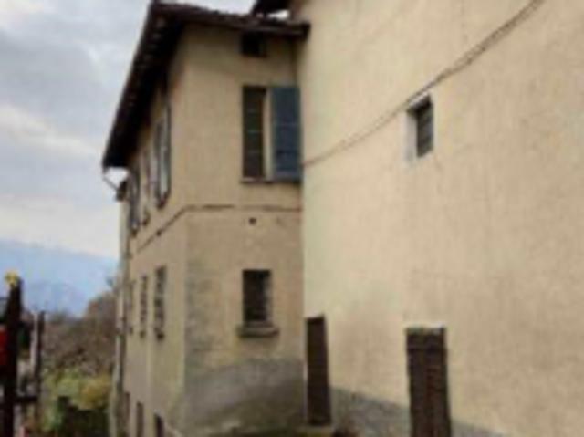 Palazzo in vendita a Porchera, Olgiate Molgora