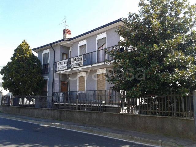 Palazzo in vendita a Locate Triulzi, Lombardia