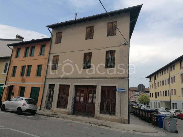 Palazzo in vendita a Palmanova, Friuli-Venezia Giulia