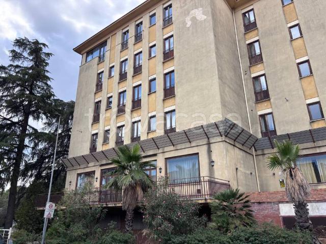 Palazzo in vendita a Pedara, Catania