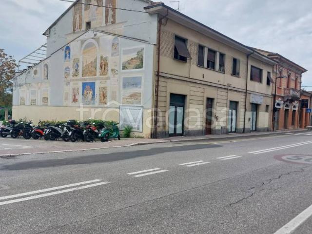 Palazzo in vendita a Santa Maria delle Fabbrecce, Pesaro