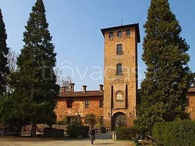 Palazzo in vendita a Linate, Peschiera Borromeo
