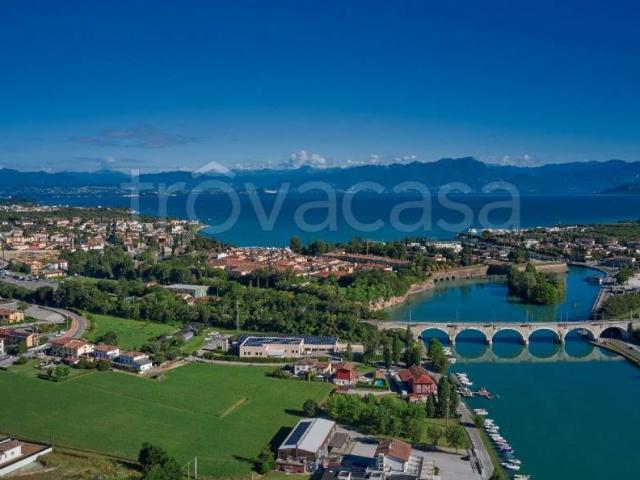 Palazzo in vendita a Peschiera Del Garda, Veneto