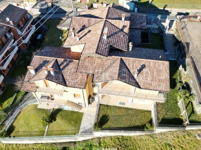 Palazzo in vendita a Comunità montana della valle Camonica, Pian Camuno