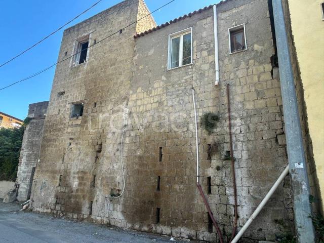Palazzo in vendita a Quarto, Napoli
