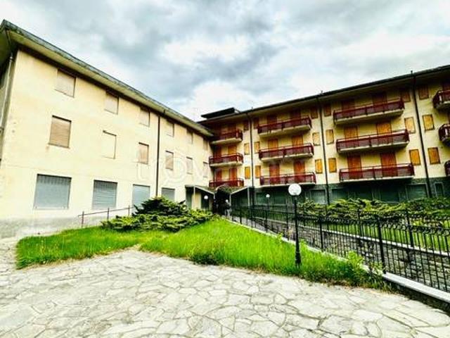 Palazzo in vendita a Piano La Roma, Casoli