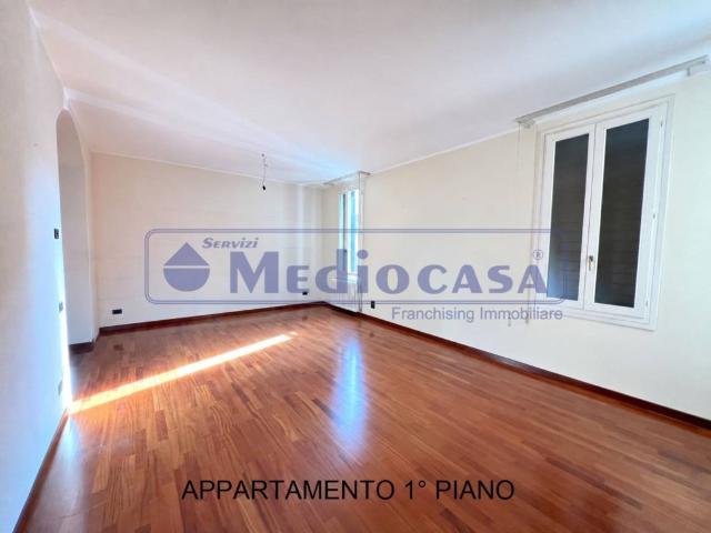 Palazzo in vendita a Commenda, Rovigo
