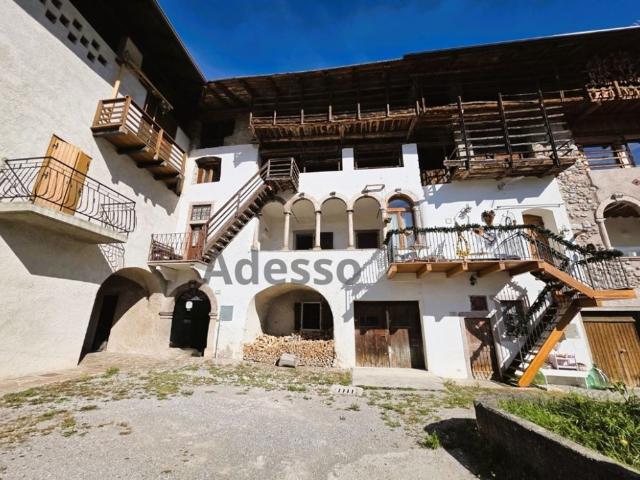 Palazzo in vendita a Comunità delle Giudicarie, Dorsino