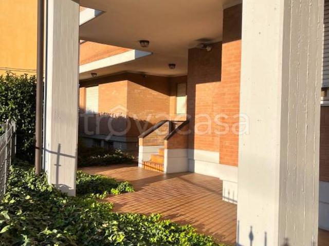 Palazzo in vendita a Fossetta, Sassuolo