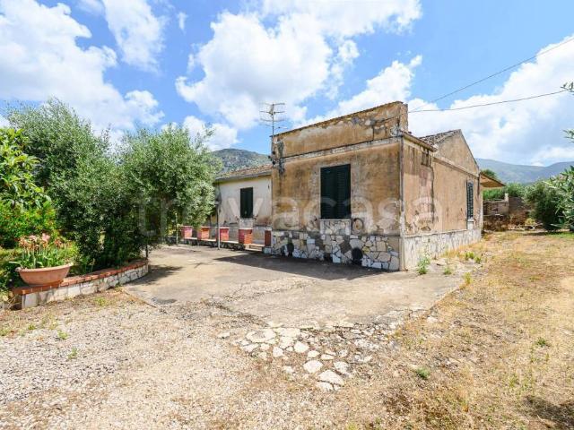 Palazzo in vendita a Sonnino, Lazio