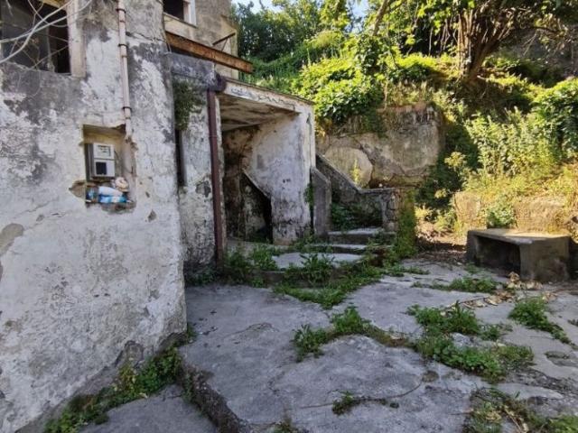 Palazzo in vendita a Mercato San Severino, Campania