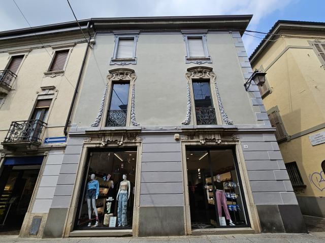 Palazzo in vendita a Treviglio, Lombardia