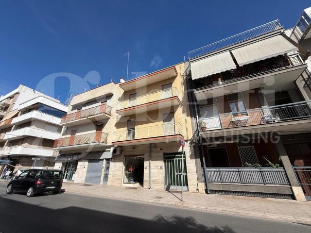 Palazzo in vendita a San Valentino, Puglia